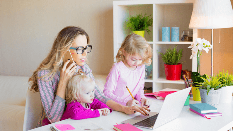 Why Being a “Mompreneur” Isn’t Actually a Good Thing